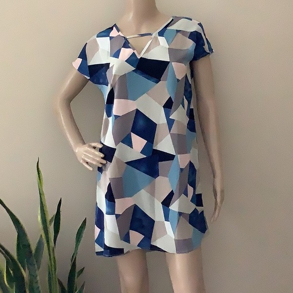 SHEIN lune batswing sleeve geo dress - Picture 5 of 9